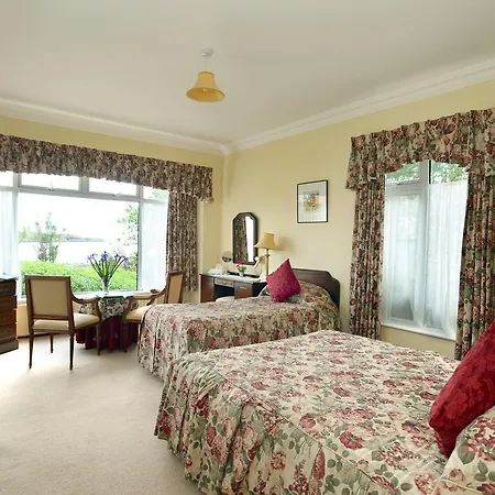 Гостевой дом Tahilla Cove Country House Кенмар