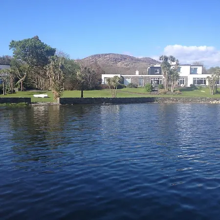 Гостевой дом Tahilla Cove Country House