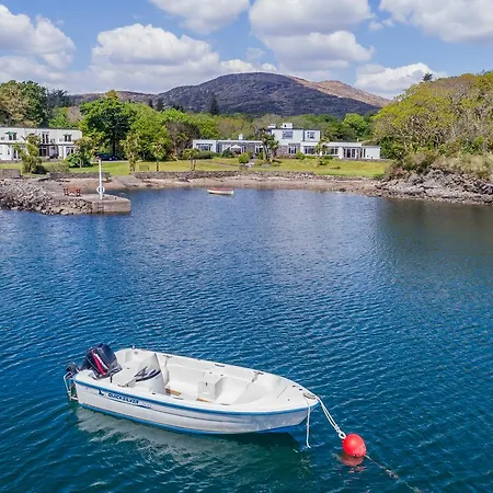 Pensión Tahilla Cove Country House