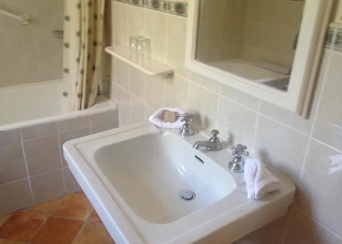 Tahilla Cove Country House *